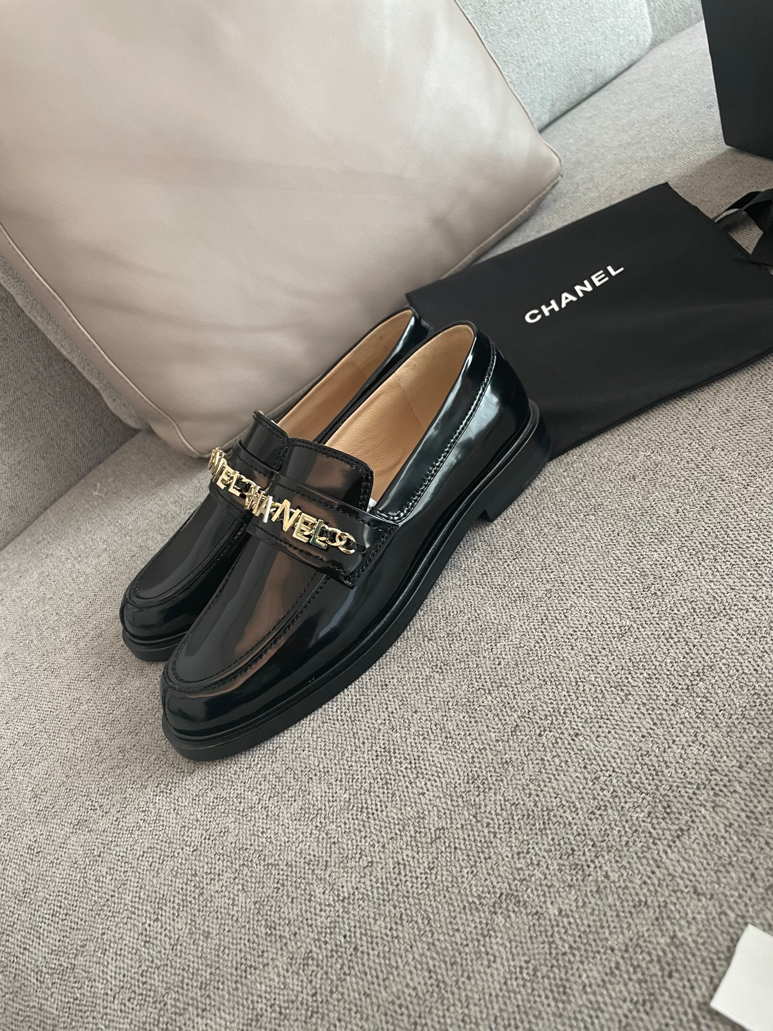 Women's high heels
